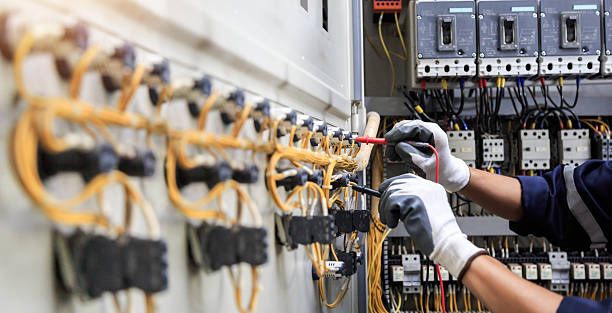 Professional Outlet Repair technician working in Woodford County County, IL
